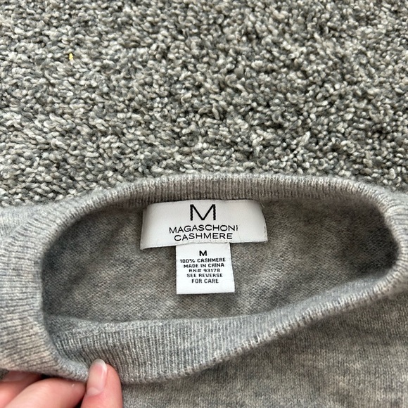 Magaschoni Soft Gray Cashmere Knit - Picture 2 of 4